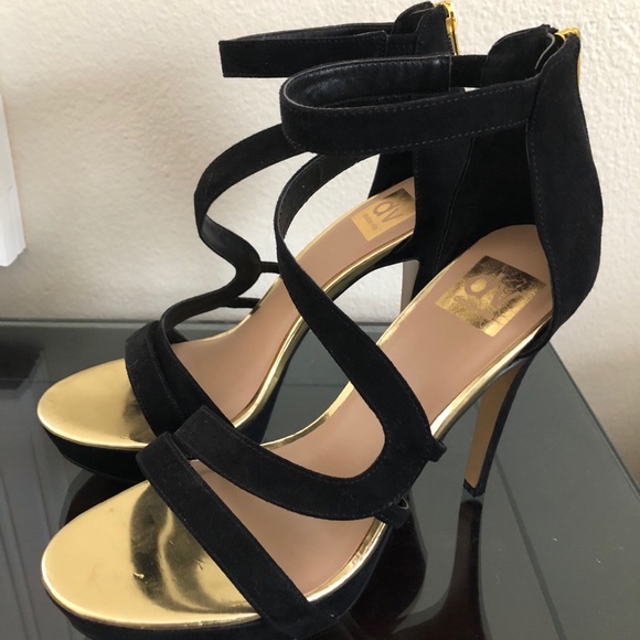 Dolce Vita Black Heels - Picture 2 of 4